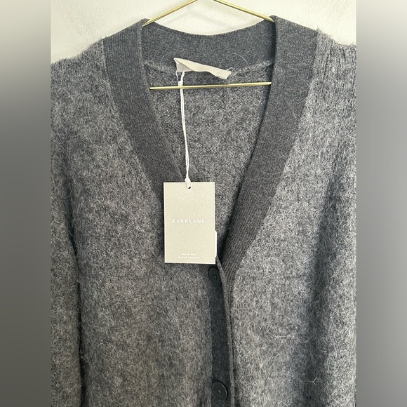 Everlane The Superfuzz Alpaca Cardigan in Dark Charcoal size Small. New with tag - Picture 9 of 14